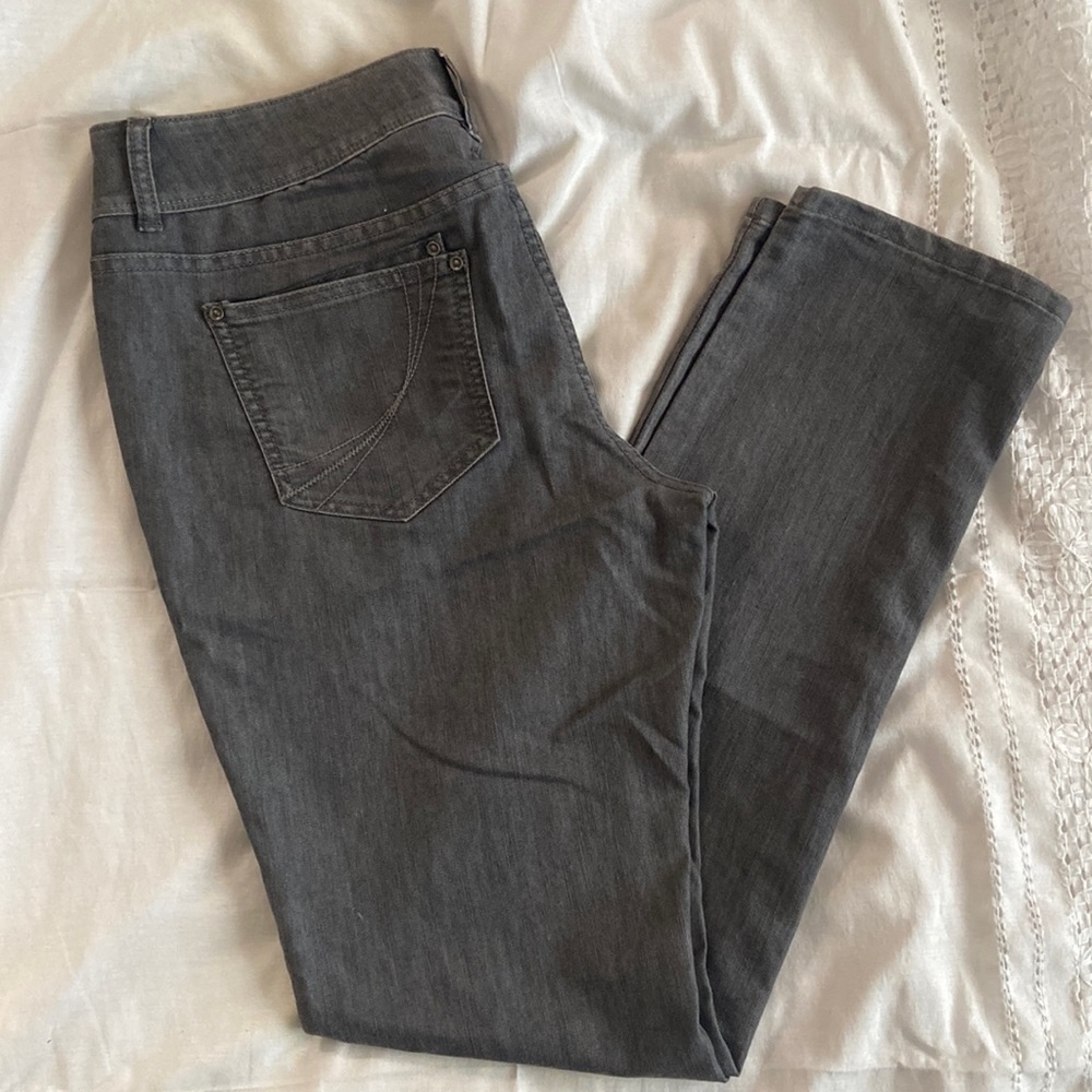 ELLE Ash Gray Denim Skinny Jeans. Women’s Size 12R